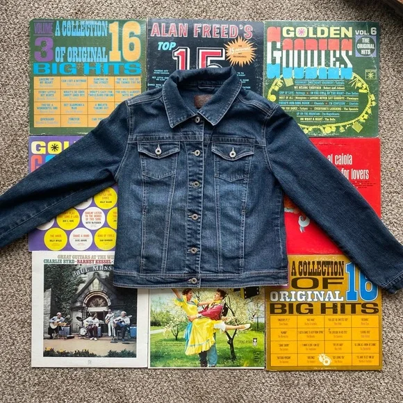 Custom Upcycled Lee Brand Denim Jacket W/ Embroidered Country Music Guitar Patch - Picture 6 of 16